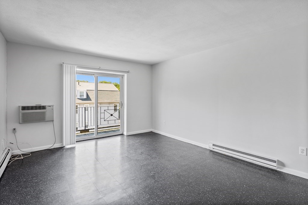 2 bed, 1 bath apartment for rent at 700 Cummins Highway Unit 6, Mattapan — photo 8 of 8
