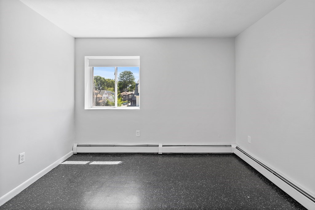 2 bed, 1 bath apartment for rent at 700 Cummins Highway Unit 6, Mattapan — photo 5 of 8