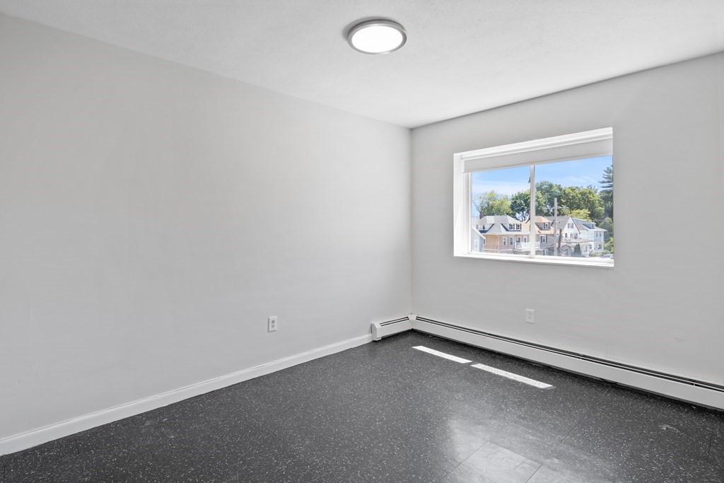 2 bed, 1 bath apartment for rent at 700 Cummins Highway Unit 6, Mattapan — photo 3 of 8