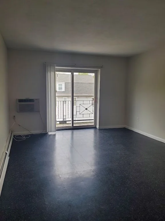 2 bed, 1 bath apartment for rent at 700 Cummins Highway Unit 9, Mattapan — photo 3 of 9