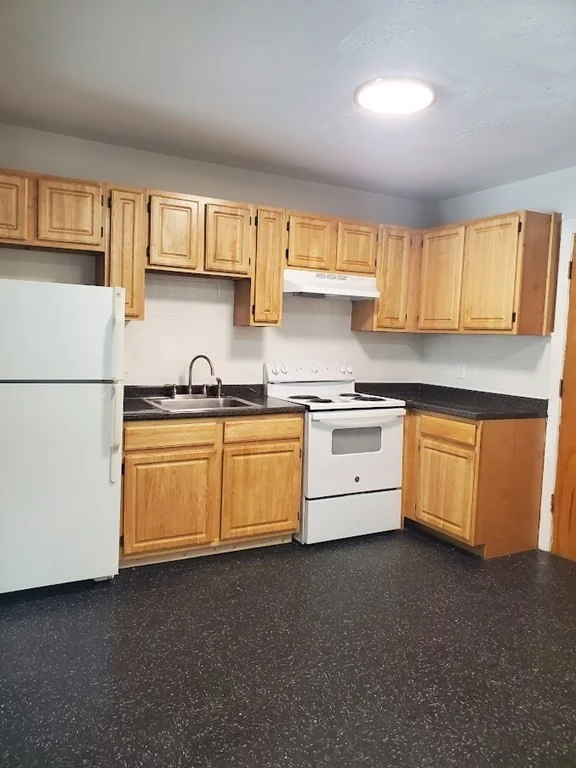 2 bed, 1 bath apartment for rent at 700 Cummins Highway Unit 9, Mattapan — photo 1 of 9