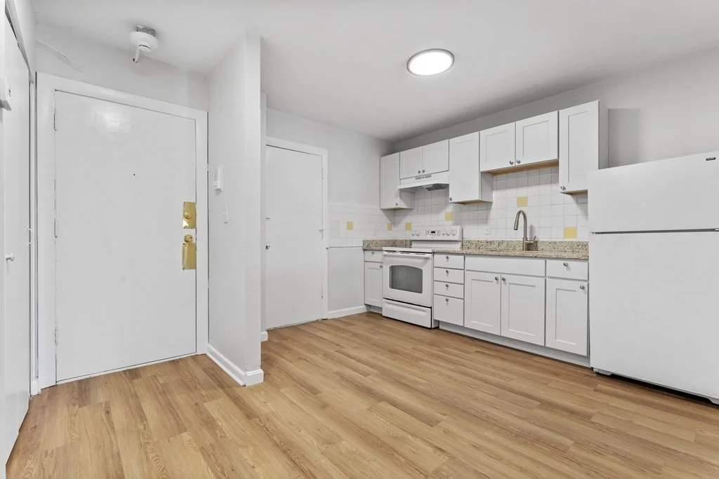 2 bed, 1 bath apartment for rent at 700 Cummins Hwy Unit 7, Mattapan — photo 1 of 17