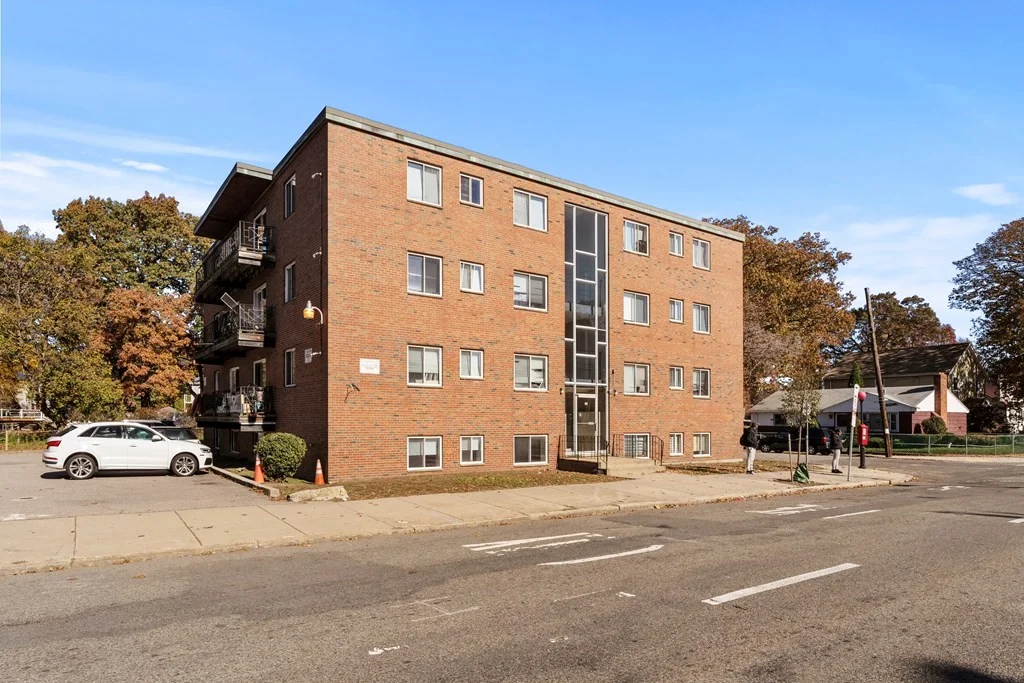 2 bed, 1 bath apartment for rent at 700 Cummins Hwy Unit 7, Mattapan — photo 17 of 17