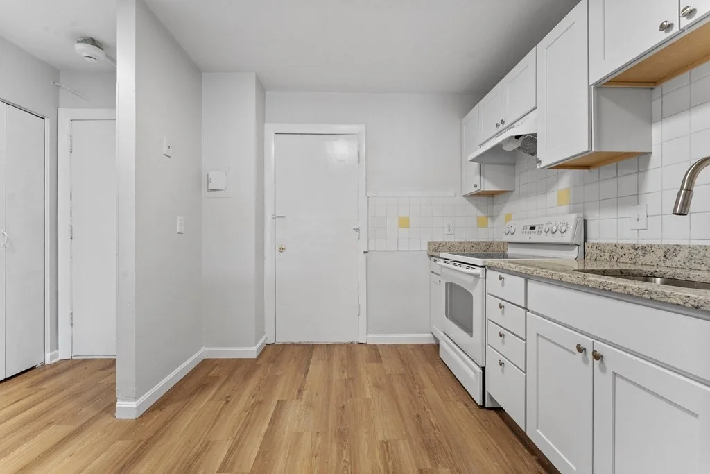 2 bed, 1 bath apartment for rent at 700 Cummins Hwy Unit 7, Mattapan — photo 6 of 17