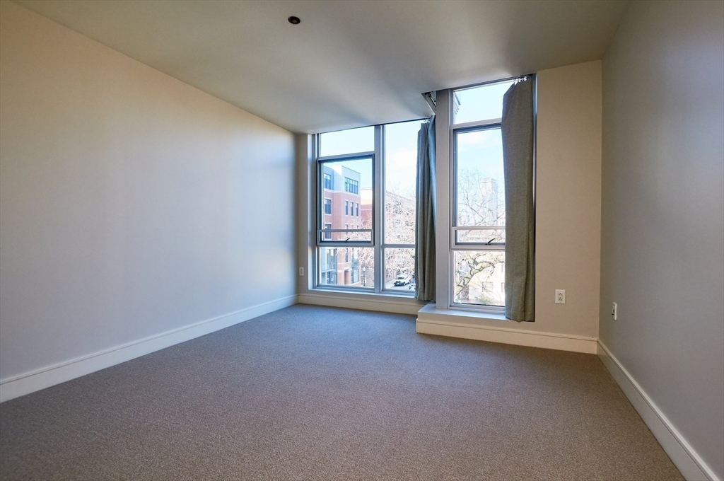 2 bed, 2 bath apartment for rent at 700 Harrison Ave Unit 305, South End — photo 10 of 31