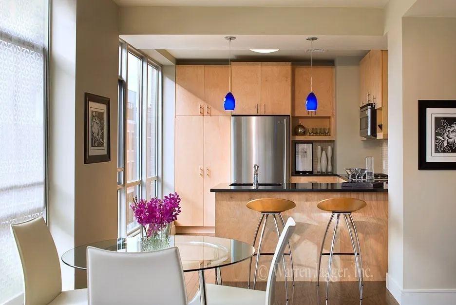 2 bed, 2 bath apartment for rent at 700 Harrison Ave Unit 404, South End — photo 2 of 24