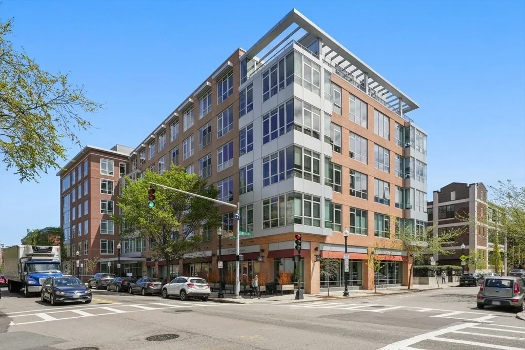 Studio bed apartment for rent at 700 Harrison Unit PS-L1 3, South End