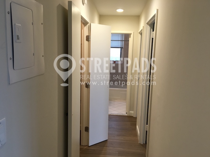 2 bed, 1 bath apartment for rent at 700 Huron Ave Unit 14L, Strawberry Hill — photo 10 of 24