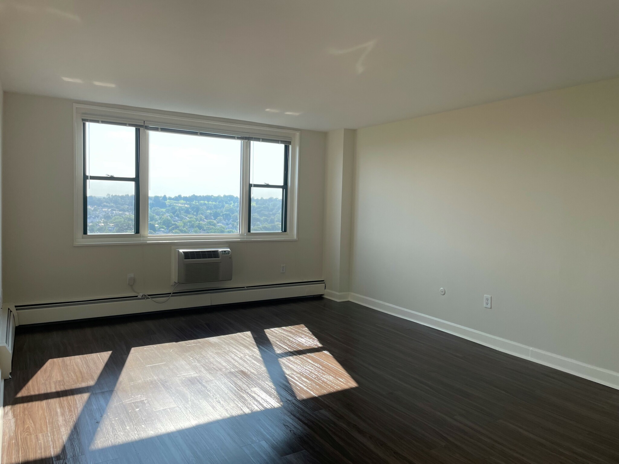 1 bed, 1 bath apartment for rent at 700 Huron Ave Unit 3N, West Cambridge — photo 1 of 4