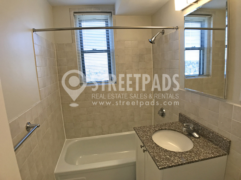 2 bed, 1.5 bath apartment for rent at 700 Huron Ave Unit 4C, Strawberry Hill — photo 21 of 37