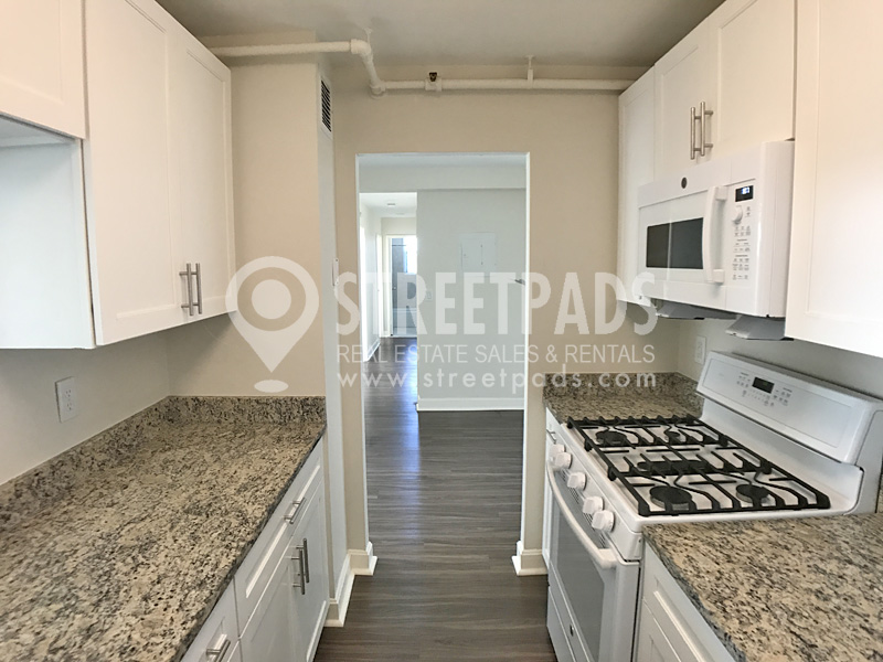 2 bed, 1.5 bath apartment for rent at 700 Huron Ave Unit 4C, Strawberry Hill — photo 5 of 37