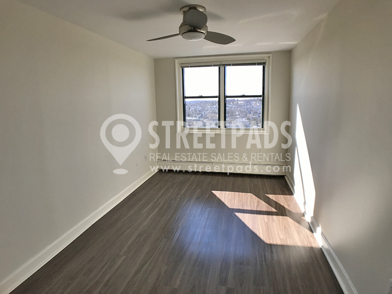 2 bed, 1.5 bath apartment for rent at 700 Huron Ave Unit 4C, Strawberry Hill — photo 12 of 37