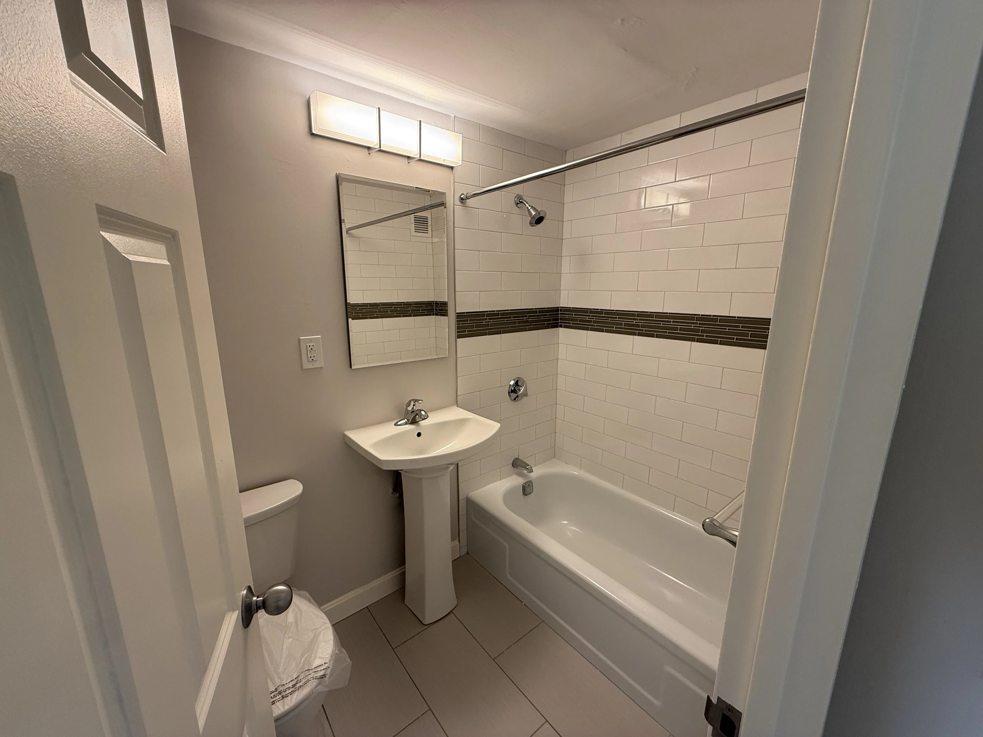 2 bed, 1 bath apartment for rent at 700 Huron Ave Unit 9M, West Cambridge — photo 9 of 12