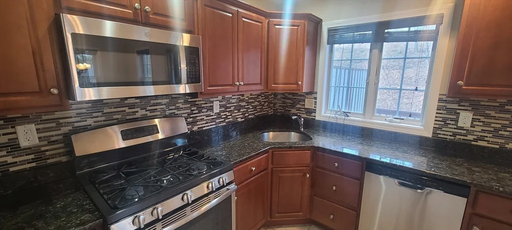 2 bed, 1 bath apartment for rent at 700 Justin Dr Unit 6, Weymouth — photo 4 of 14