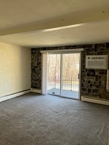 2 bed, 1 bath apartment for rent at 700 Robbins Ave Unit 16, Dracut — photo 5 of 18