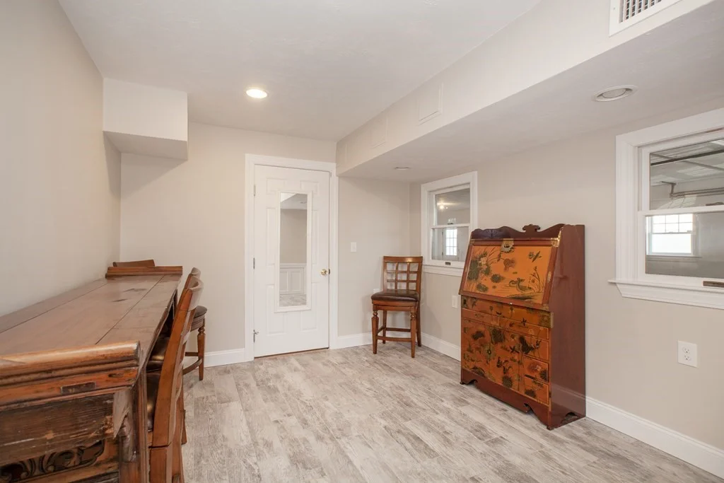 4 bed, 2 bath apartment for rent at 700 Sea St Unit 1, Quincy — photo 21 of 32