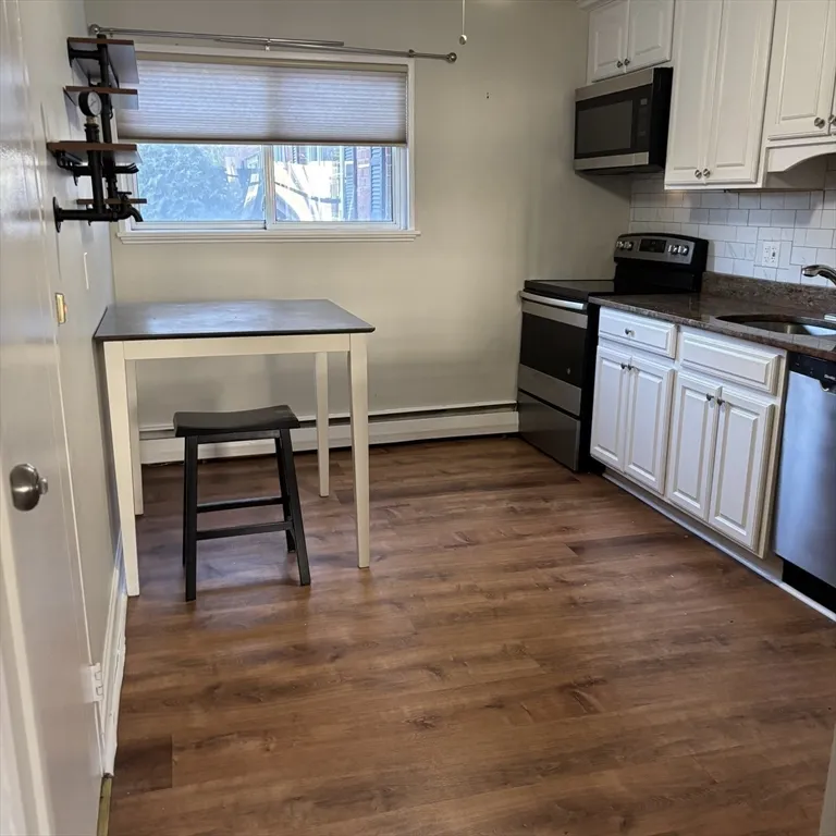 2 bed, 1 bath apartment for rent at 701 Adams St Unit 9, Dorchester — photo 6 of 19