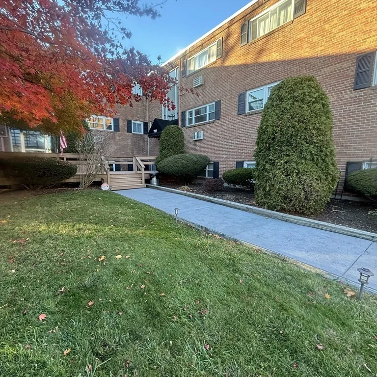 2 bed, 1 bath apartment for rent at 701 Adams St Unit 9, Dorchester — photo 17 of 19