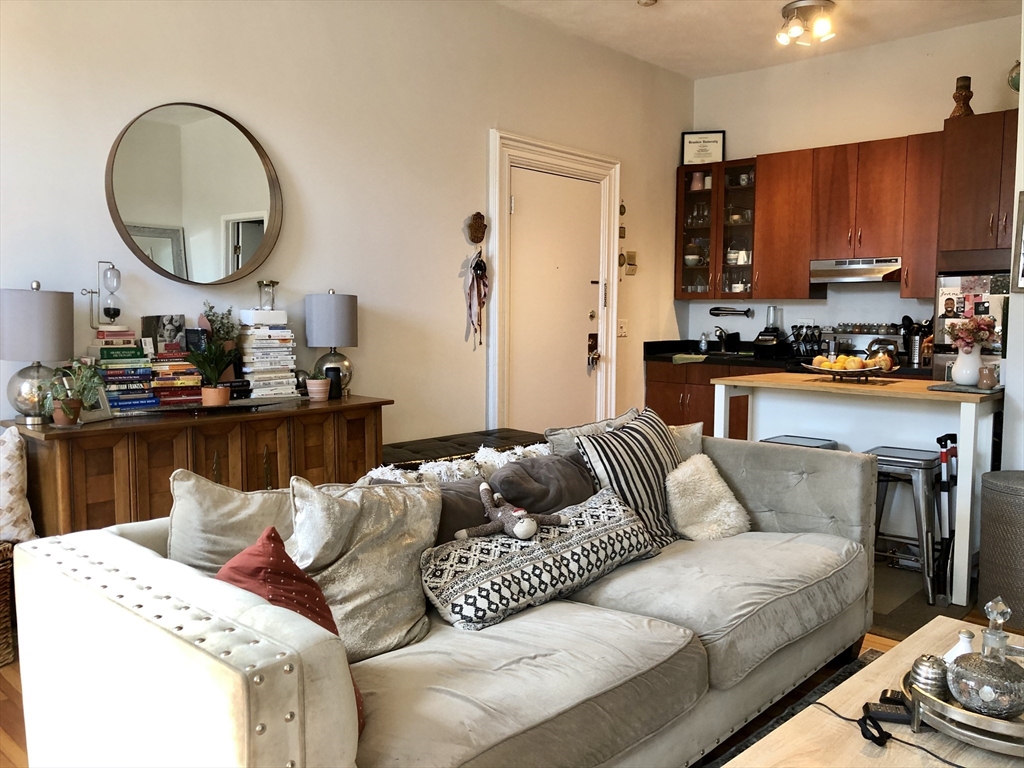 1 bed, 1 bath apartment for rent at 701 Massachusetts Ave Unit 6, South End — photo 7 of 10