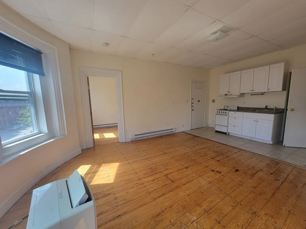 1 bed, 1 bath apartment for rent at 702 Massachusetts Ave Unit 050, South End — photo 5 of 9