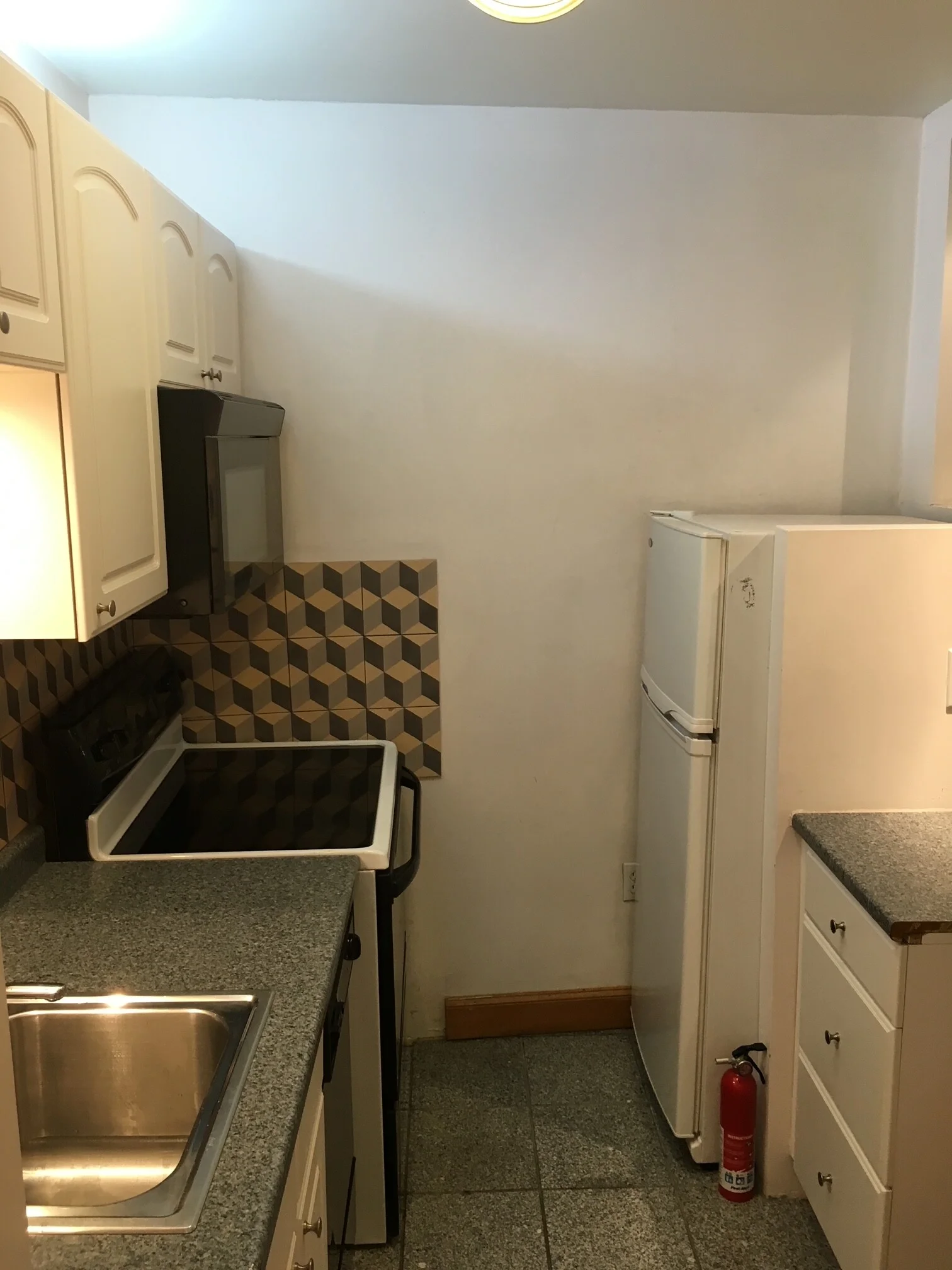 Studio bed, 1 bath apartment for rent at 702 Massachusetts Ave Unit 1, South End — photo 2 of 3