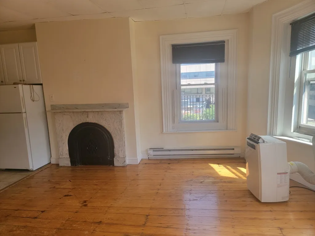 1 bed, 1 bath apartment for rent at 702 Massachusetts Ave Unit 5, South End — photo 4 of 9
