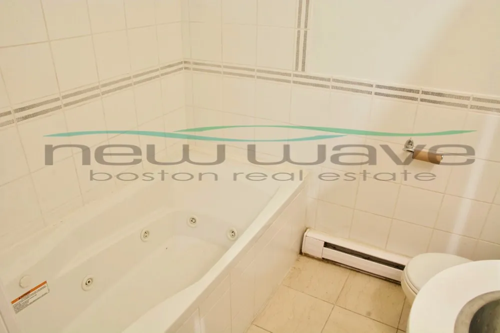1 bed, 1 bath apartment for rent at 702 Massachusetts Ave Unit 9, South End — photo 11 of 13
