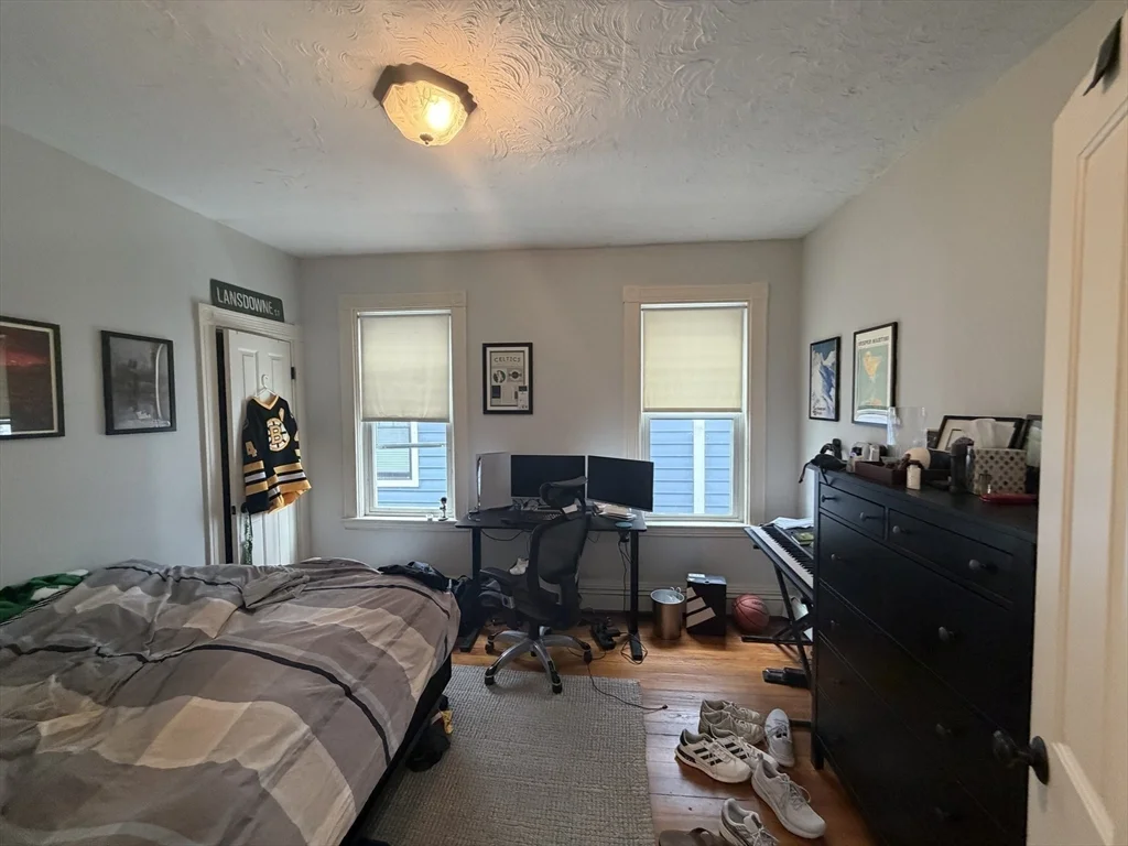 3 bed, 1 bath apartment for rent at 703 E 2nd St Unit 2, South Boston — photo 10 of 17