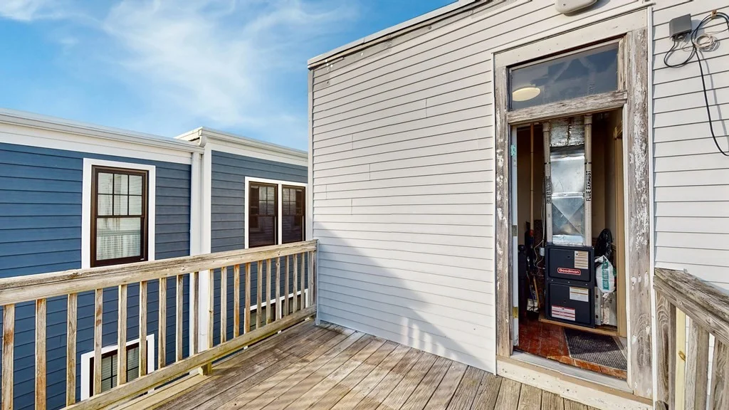 3 bed, 1 bath apartment for rent at 703 E 2nd St Unit 3, South Boston — photo 12 of 14