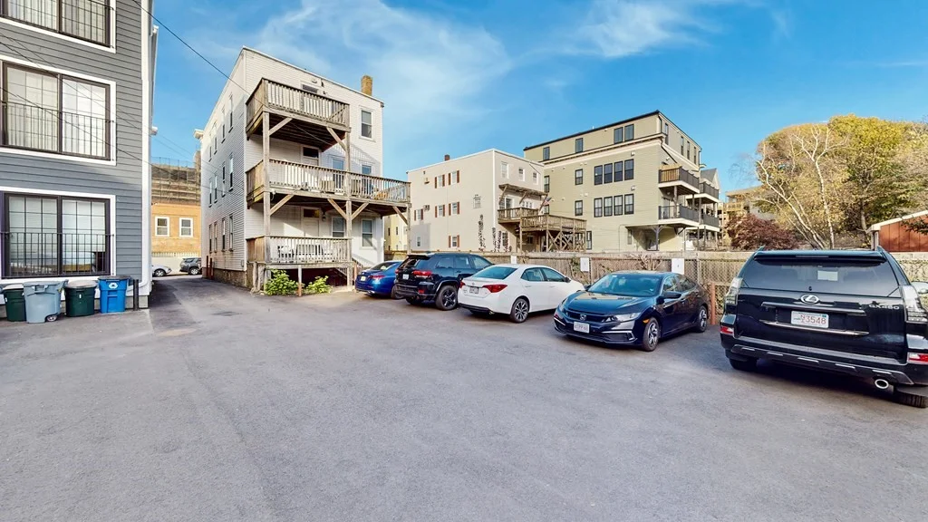 3 bed, 1 bath apartment for rent at 703 E 2nd St Unit 3, South Boston — photo 14 of 14
