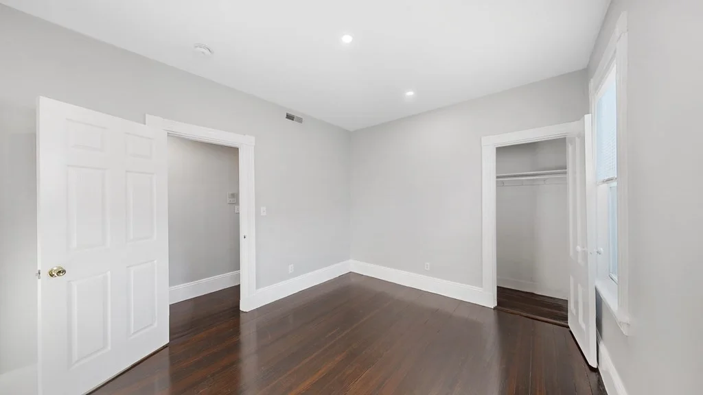 3 bed, 1 bath apartment for rent at 703 E 2nd St Unit 3, South Boston — photo 9 of 14