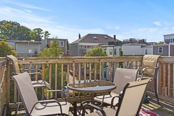 3 bed, 1 bath apartment for rent at 703 E 2nd St Unit 3a, South Boston — photo 9 of 9