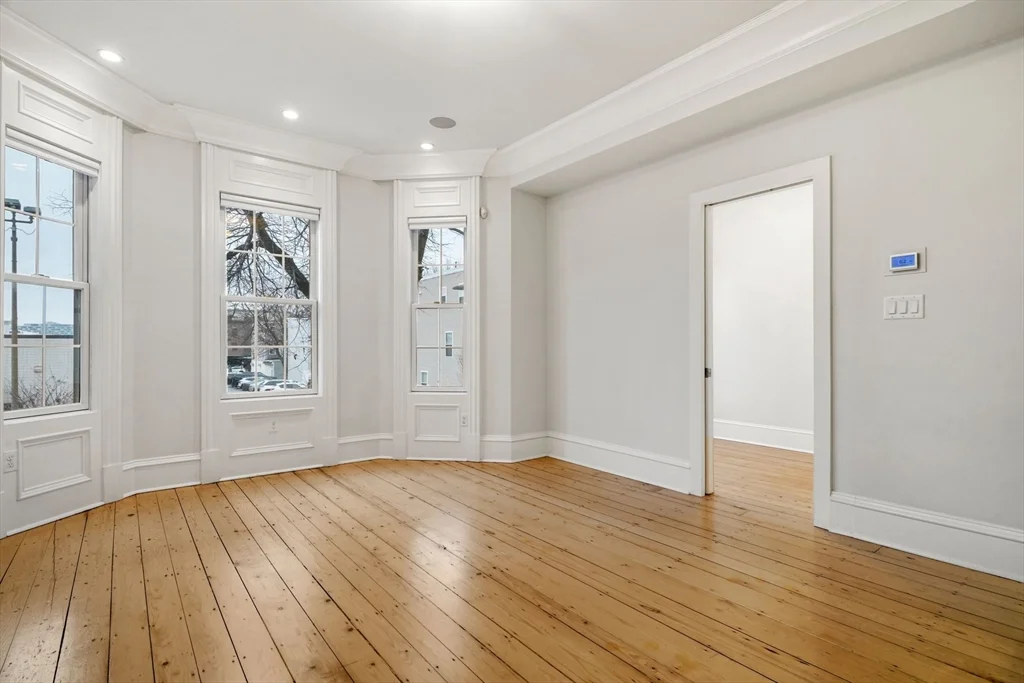 2 bed, 1 bath apartment for rent at 703 East 4th St Unit 2, South Boston — photo 4 of 30