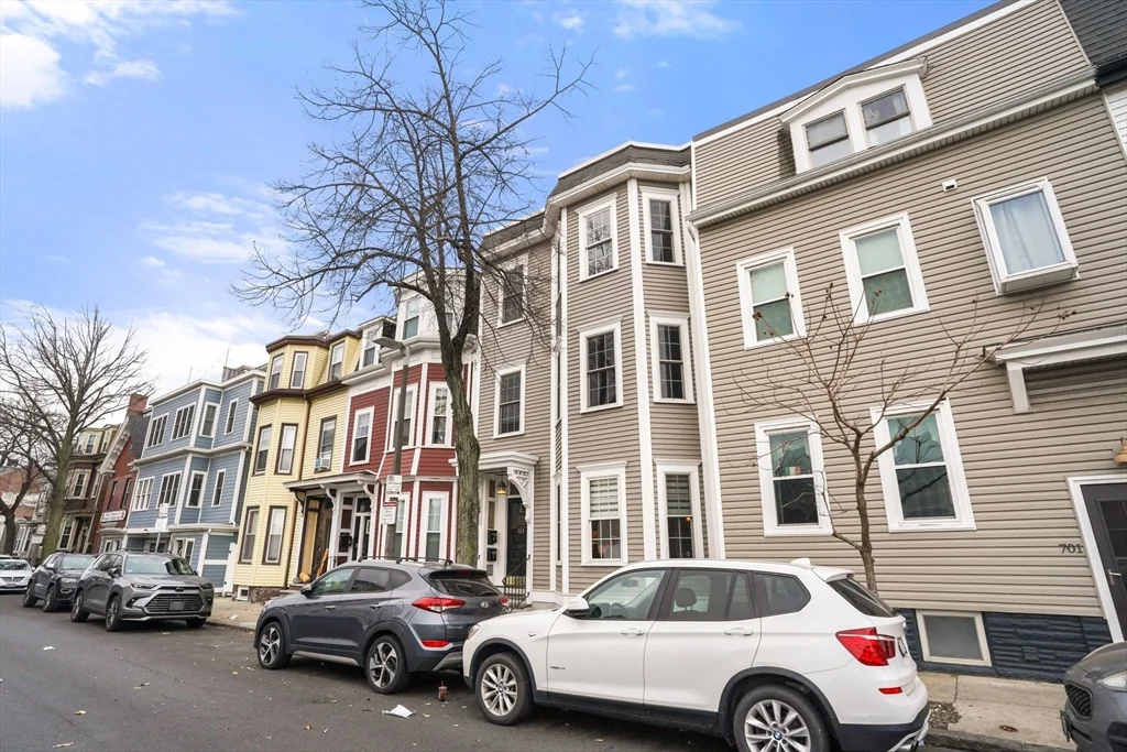 2 bed, 1 bath apartment for rent at 703 East 4th St Unit 2, South Boston — photo 29 of 30