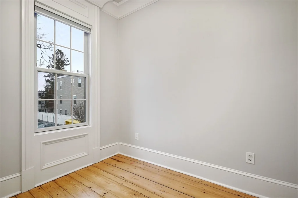2 bed, 1 bath apartment for rent at 703 East 4th St Unit 2, South Boston — photo 7 of 30