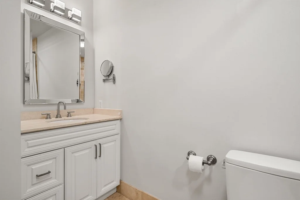 2 bed, 1 bath apartment for rent at 703 East 4th St Unit 2, South Boston — photo 25 of 30