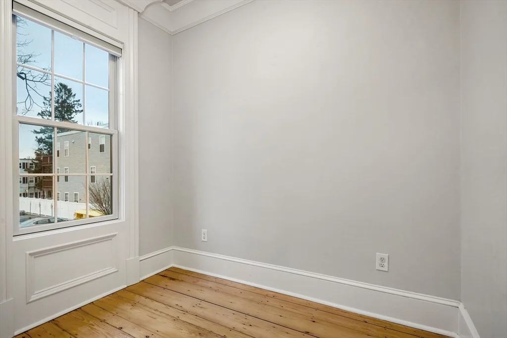 2 bed, 1 bath apartment for rent at 703 East 4th St Unit 2, South Boston — photo 6 of 30