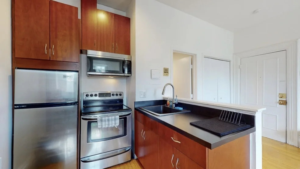 1 bed, 1 bath apartment for rent at 703 Massachusetts Ave Unit 17, Roxbury — photo 3 of 5