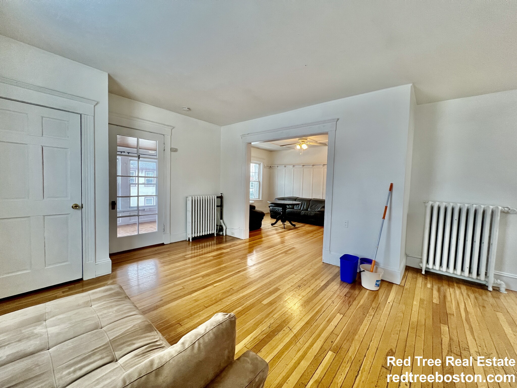 5 bed, 2 bath apartment for rent at 703 Washington St, Brighton — photo 2 of 16
