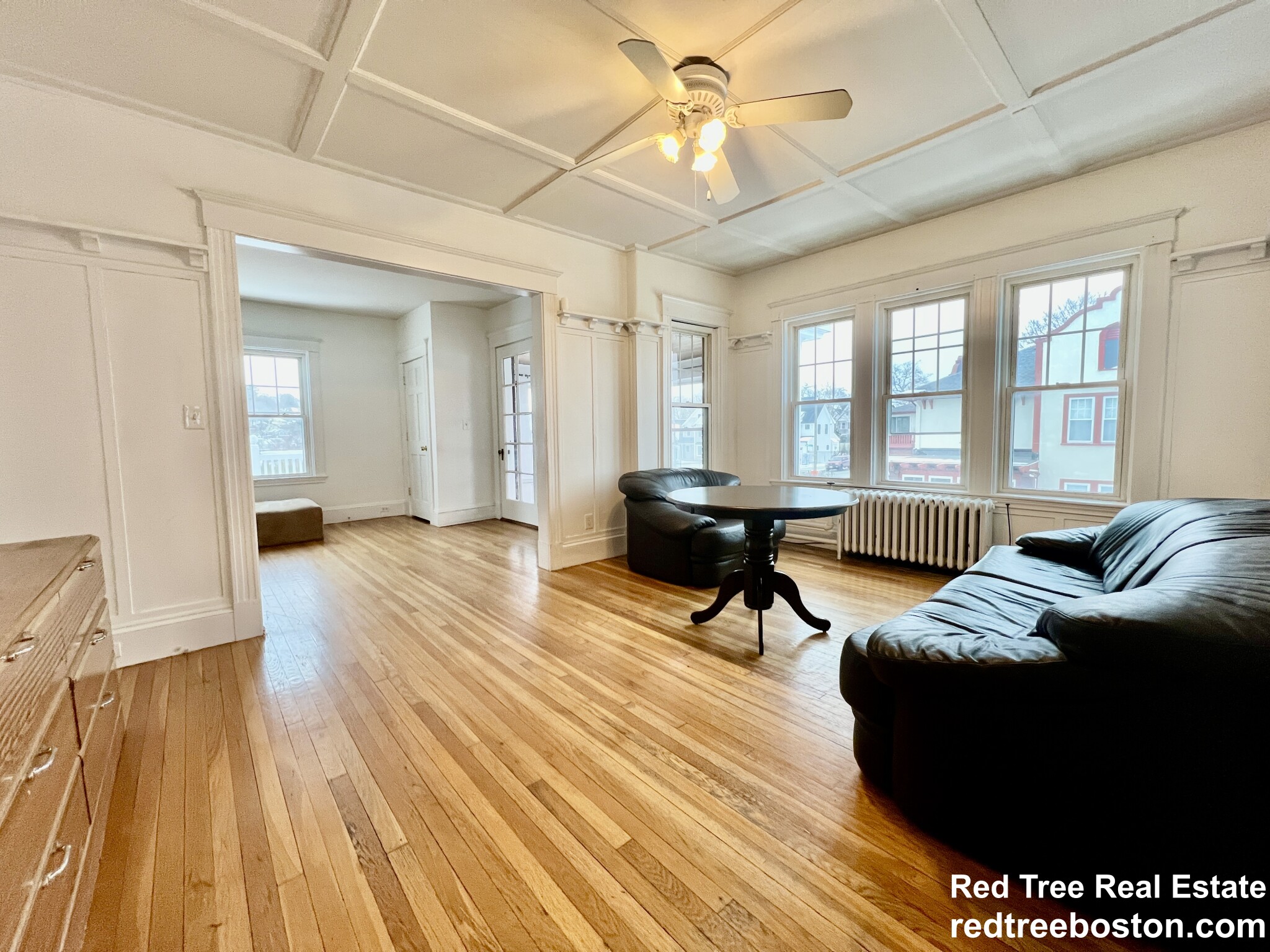 5 bed, 2 bath apartment for rent at 703 Washington St, Brighton — photo 4 of 16