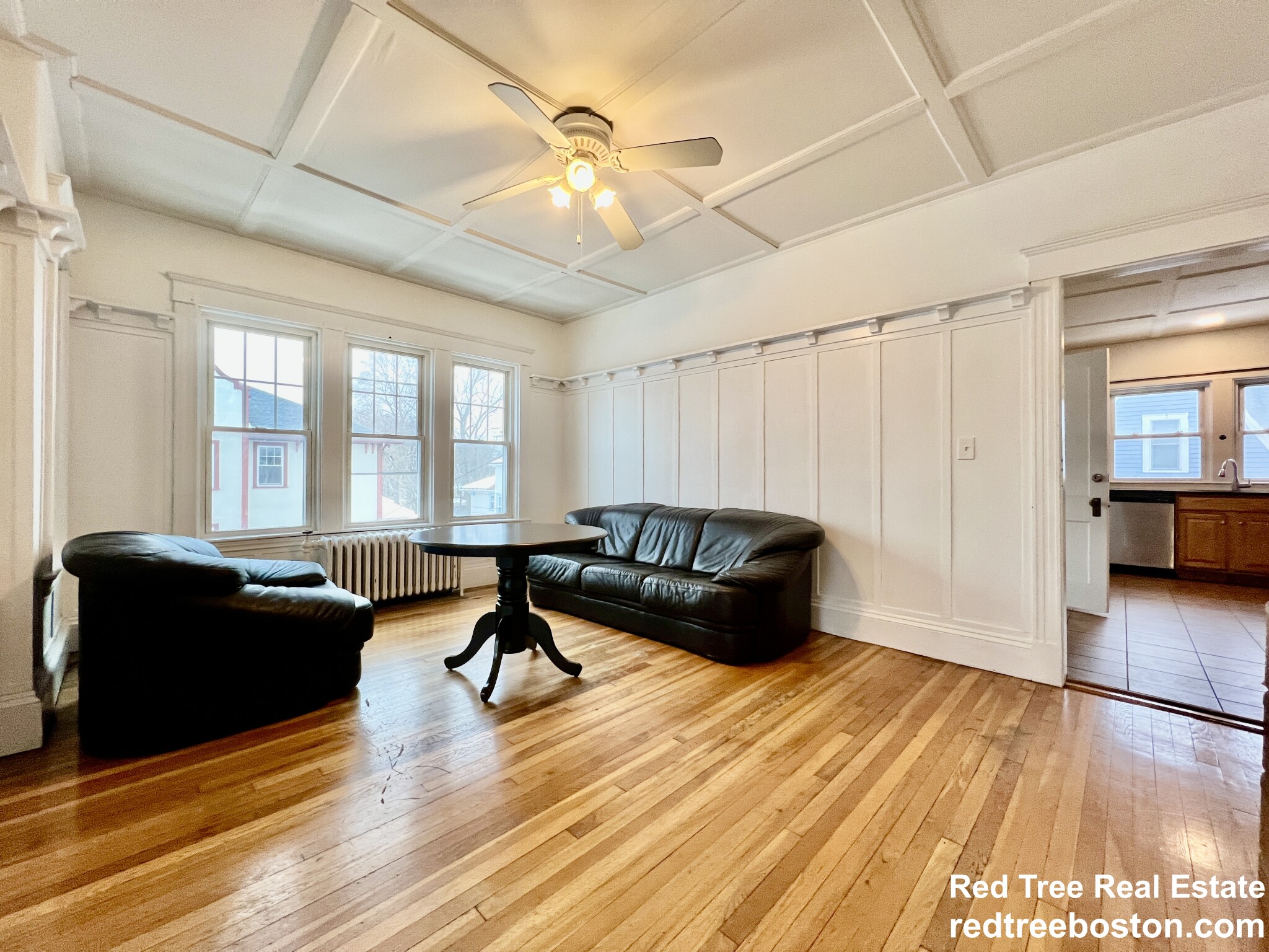 5 bed, 2 bath apartment for rent at 703 Washington St, Brighton — photo 3 of 16