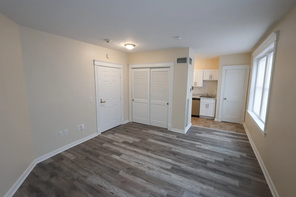 1 bed, 1 bath apartment for rent at 706 Huntington Ave Unit 506, Mission Hill — photo 5 of 12