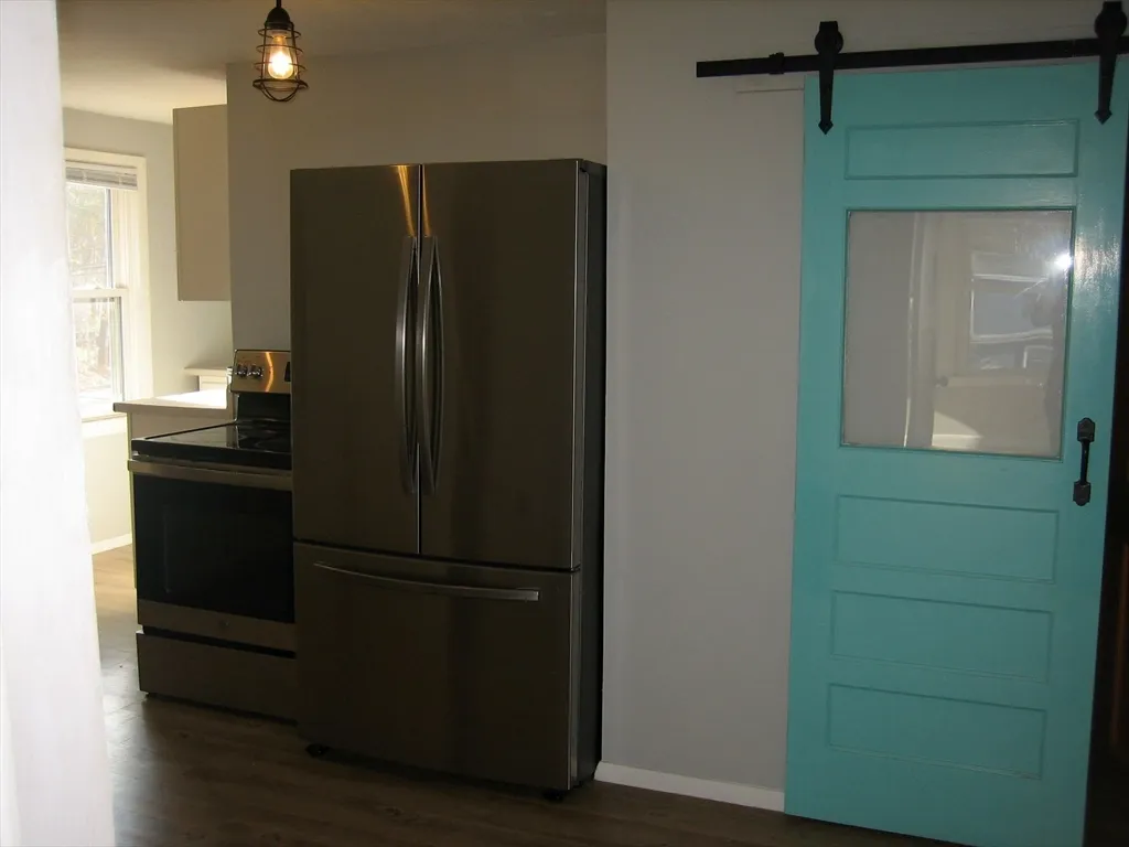 3 bed, 1 bath apartment for rent at 706 Lancaster St Unit 2, Leominster — photo 8 of 11