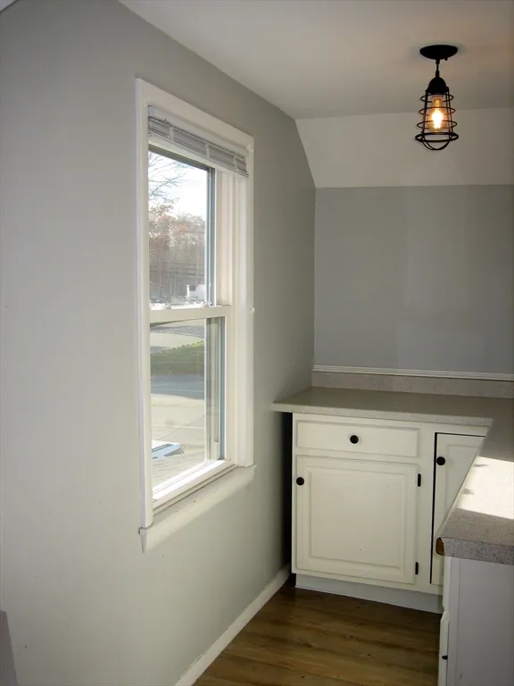 3 bed, 1 bath apartment for rent at 706 Lancaster St Unit 2, Leominster — photo 10 of 11