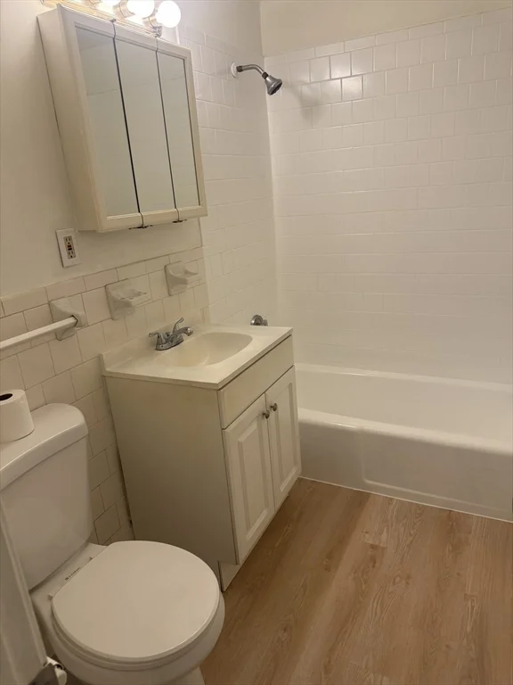 1 bed, 1 bath apartment for rent at 707 Bedford St Unit 3, Abington — photo 8 of 9