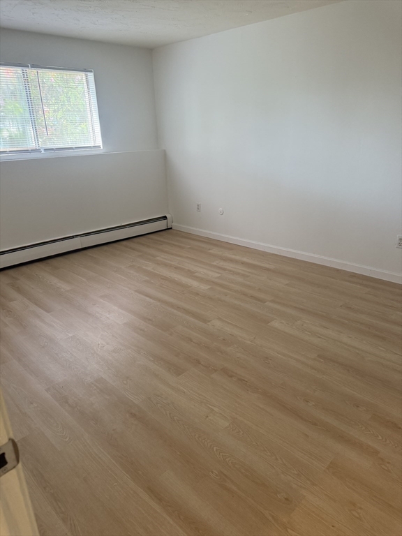 1 bed, 1 bath apartment for rent at 707 Bedford St Unit 4, Abington — photo 5 of 7