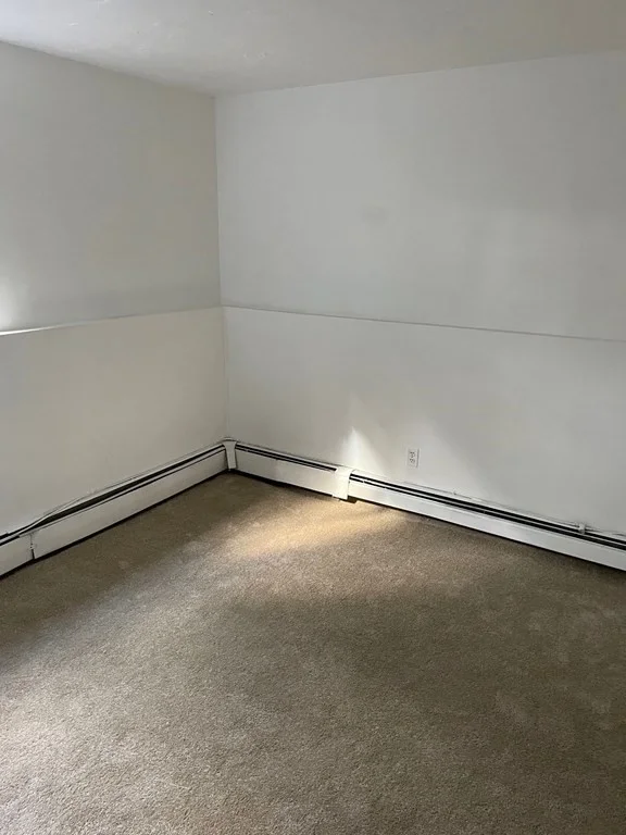2 bed, 1 bath apartment for rent at 707 Bedford Unit 13, Abington — photo 5 of 6