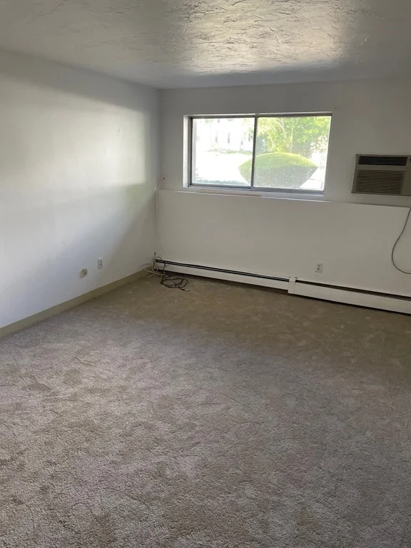 2 bed, 1 bath apartment for rent at 707 Bedford Unit 13, Abington — photo 6 of 6