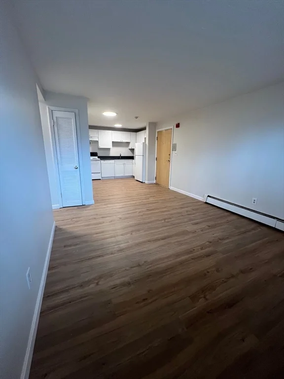 2 bed, 1 bath apartment for rent at 707 Bedford Unit 6, Abington — photo 2 of 12