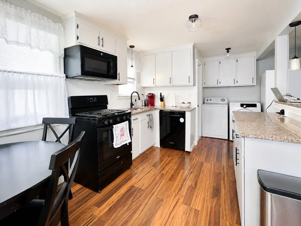 3 bed, 1 bath apartment for rent at 707 North Main St Unit 707, Randolph — photo 1 of 21